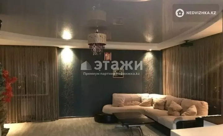 77.2 м², 2-комнатная квартира, этаж 9 из 9, 77 м², изображение - 1
