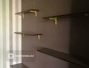 4-комнатная квартира, этаж 2 из 9, 90 м²