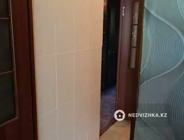 4-комнатная квартира, этаж 2 из 9, 90 м²