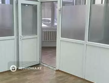 130 м², Офисное помещение, этаж 1 из 1, в жилом доме, 130 м², изображение - 1