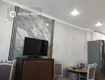 1-комнатная квартира, этаж 5 из 12, 40 м², по часам