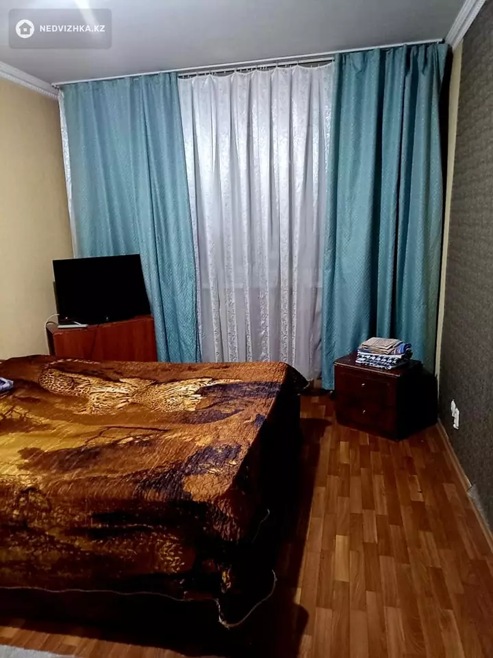 40 м², 1-комнатная квартира, этаж 4 из 12, 40 м², посуточно, изображение - 1