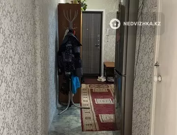 4-комнатная квартира, этаж 2 из 9, 80 м²