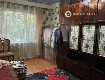 4-комнатная квартира, этаж 3 из 4, 73 м²
