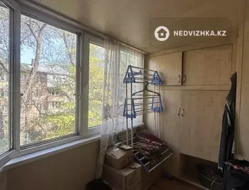 4-комнатная квартира, этаж 3 из 4, 73 м²