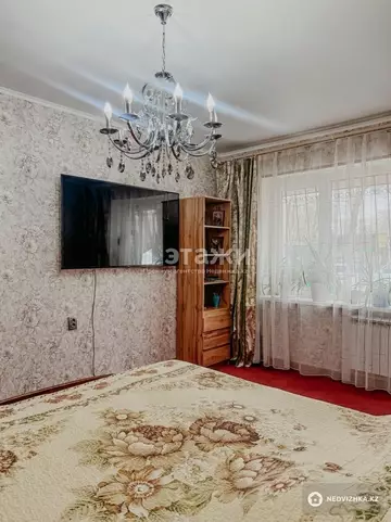 1-комнатная квартира, этаж 1 из 5, 42 м²