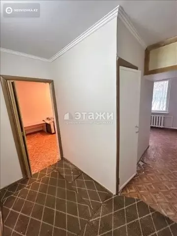 1-комнатная квартира, этаж 2 из 5, 32 м²