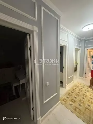 3-комнатная квартира, этаж 4 из 13, 74 м²