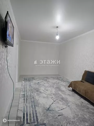 2-комнатная квартира, этаж 10 из 13, 60 м²