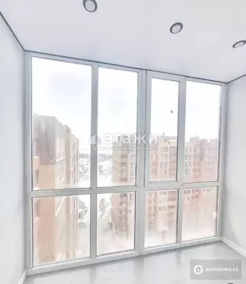 2-комнатная квартира, этаж 12 из 12, 55 м²