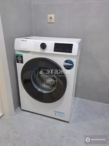 1-комнатная квартира, этаж 3 из 10, 42 м²
