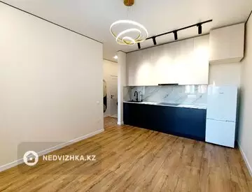 2-комнатная квартира, этаж 10 из 12, 36 м²