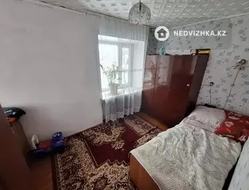 2-комнатная квартира, этаж 3 из 3, 43 м²
