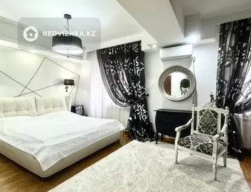 2-комнатная квартира, этаж 3 из 5, 86 м²