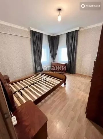 3-комнатная квартира, этаж 23 из 24, 80 м²