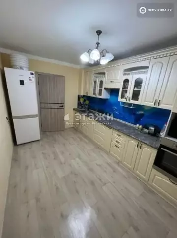 3-комнатная квартира, этаж 9 из 9, 68 м²