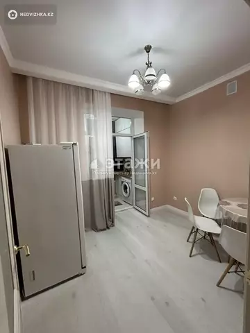 2-комнатная квартира, этаж 9 из 9, 39 м²