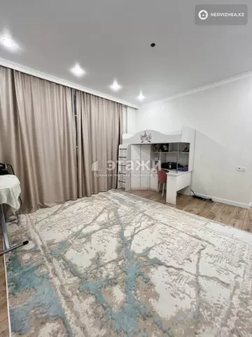 3-комнатная квартира, этаж 5 из 16, 90 м²