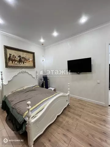 3-комнатная квартира, этаж 5 из 16, 90 м²