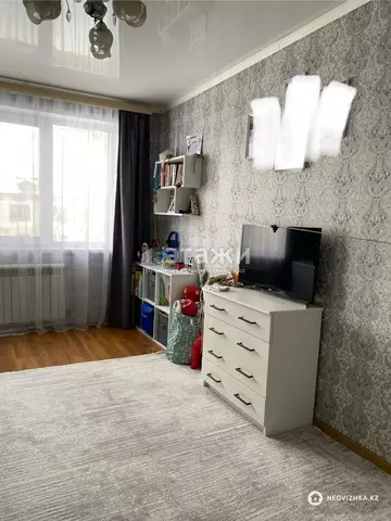 2-комнатная квартира, этаж 2 из 2, 42 м²