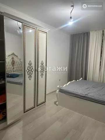 3-комнатная квартира, этаж 9 из 13, 82 м²