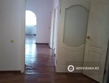 4-комнатный дом, 5 соток, 130 м²