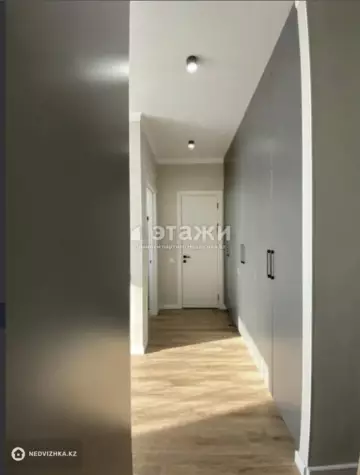1-комнатная квартира, этаж 18 из 18, 36 м²