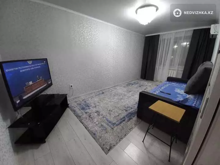 56 м², 2-комнатная квартира, этаж 3 из 4, 56 м², посуточно, изображение - 1