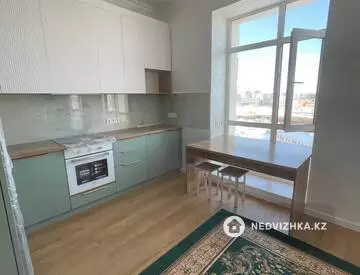 2-комнатная квартира, этаж 11 из 12, 51 м², на длительный срок