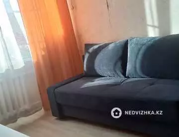 1-комнатная квартира, этаж 3 из 5, 18 м²