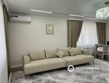 3-комнатная квартира, этаж 3 из 5, 150 м²