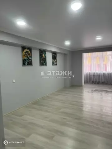 1-комнатная квартира, этаж 8 из 10, 39 м²