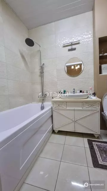 2-комнатная квартира, этаж 4 из 17, 68 м²