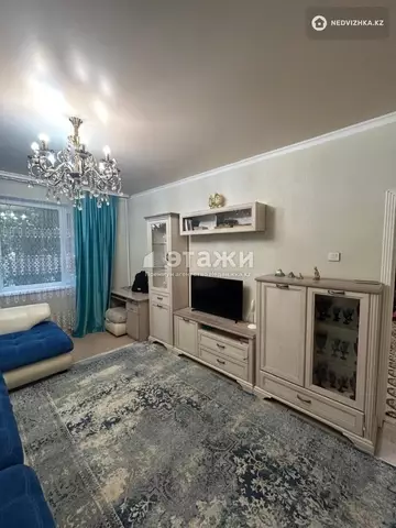 1-комнатная квартира, этаж 2 из 5, 42 м²