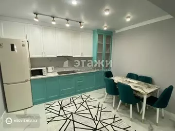3-комнатная квартира, этаж 8 из 13, 80 м²