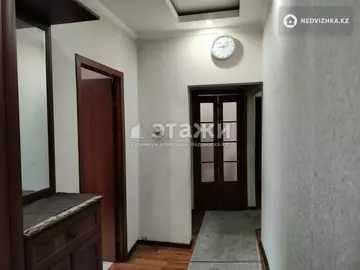 4-комнатная квартира, этаж 1 из 9, 85 м²