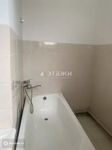 1-комнатная квартира, этаж 5 из 5, 37 м²