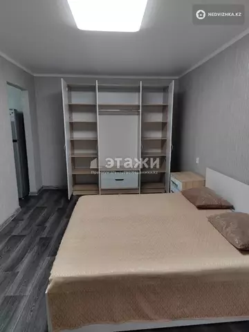 2-комнатная квартира, этаж 3 из 4, 42 м², на длительный срок