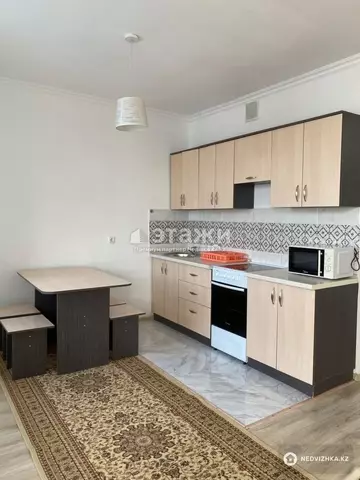 1-комнатная квартира, этаж 7 из 9, 37 м²