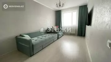 1-комнатная квартира, этаж 1 из 12, 36 м²