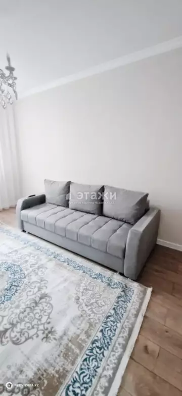 1-комнатная квартира, этаж 3 из 9, 38 м²