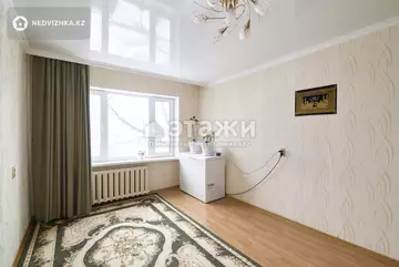 1-комнатная квартира, этаж 3 из 5, 30 м²