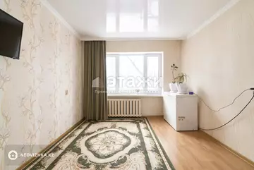 1-комнатная квартира, этаж 3 из 5, 30 м²