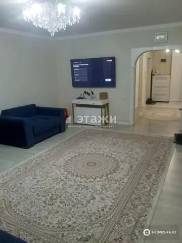 3-комнатная квартира, этаж 1 из 5, 88 м²