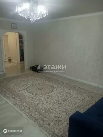 3-комнатная квартира, этаж 1 из 5, 88 м²