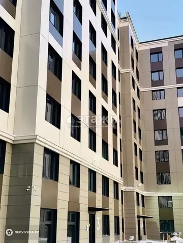 2-комнатная квартира, этаж 1 из 9, 56 м²