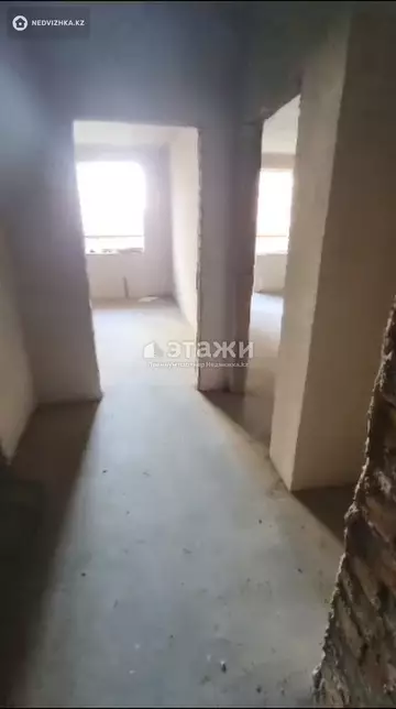 1-комнатная квартира, этаж 12 из 12, 42 м²