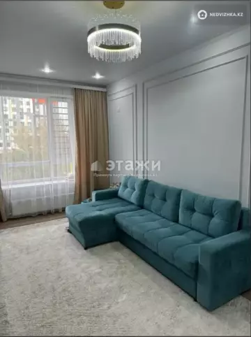 2-комнатная квартира, этаж 4 из 10, 61 м²