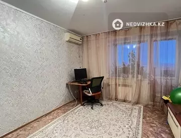 2-комнатная квартира, этаж 8 из 9, 50 м²