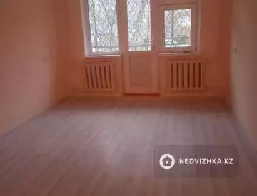 1-комнатная квартира, этаж 2 из 5, 32 м², на длительный срок